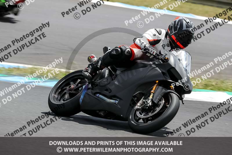 estoril;event digital images;motorbikes;no limits;peter wileman photography;portugal;trackday;trackday digital images